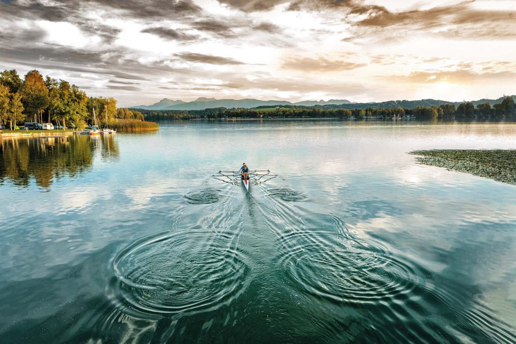 Waginger See mit Kajakfahrer