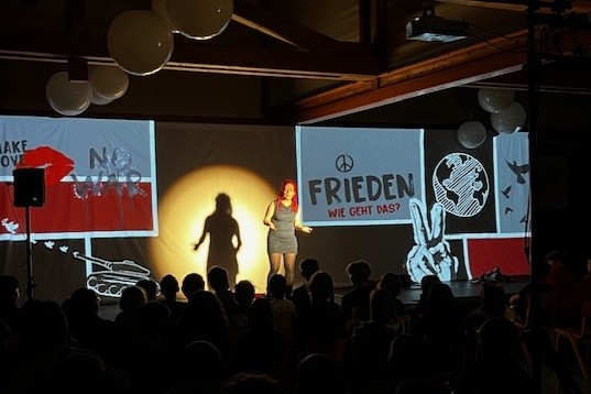 Theater Frieden – wie geht das?